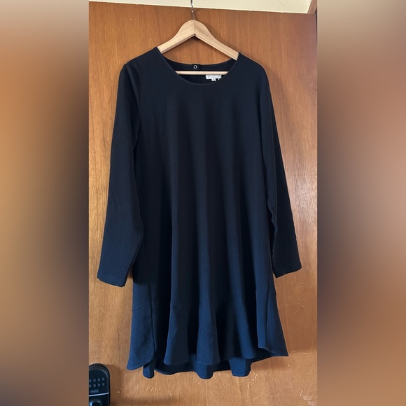 Mud Pie Dresses & Skirts - Mud Pie Black Ruffle Hem Dress